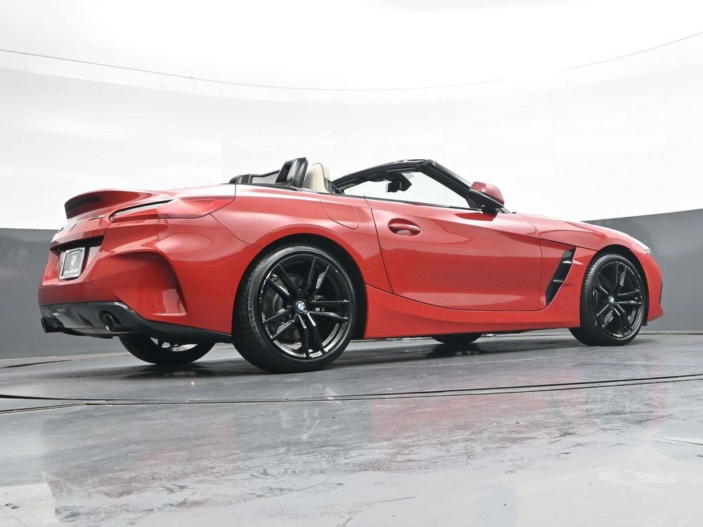 Used 2019 BMW Z4 sDrive30i w/ M Sport Package RWD image 29