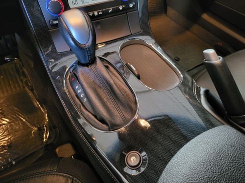 Used 2011 Chevrolet Corvette Coupe w/ 1LT RWD image 20