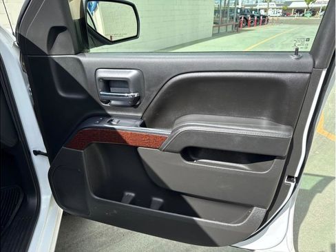 Used 2016 GMC Sierra 1500 SLE w/ SLE Value Package image 22