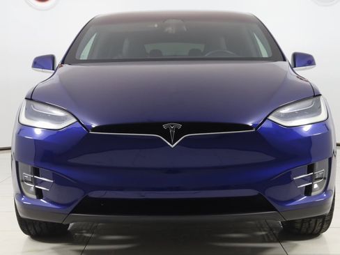 Used 2019 Tesla Model X 75D image 68