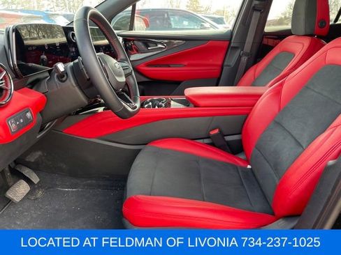 Used 2024 Chevrolet Blazer EV RS image 6