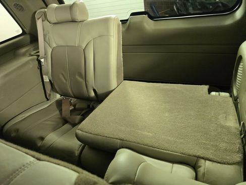 Used 2002 GMC Yukon Denali AWD/4WD image 22
