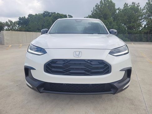 New 2026 Honda HR-V Sport image 2