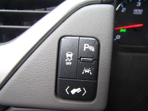 Used 2019 Chevrolet Tahoe LT image 33