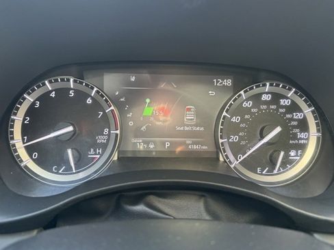 Certified 2022 Toyota Highlander XLE image 31