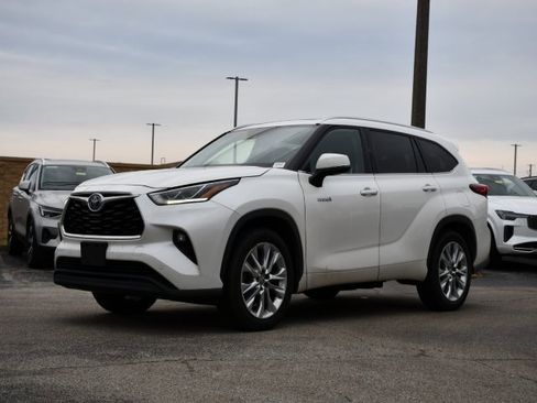 Used 2020 Toyota Highlander Limited image 3