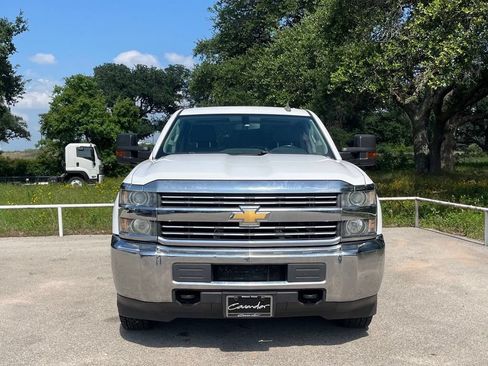 Used 2016 Chevrolet Silverado 2500 LT AWD/4WD image 2