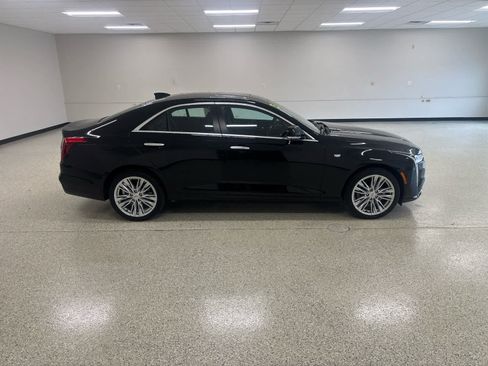 Used 2025 Cadillac CT4 Premium Luxury image 6