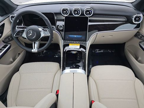 New 2026 Mercedes-Benz GLC 300 4MATIC image 23
