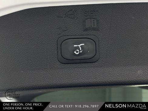 Used 2019 Ford Escape SEL image 40