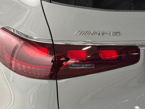 New 2026 Mercedes-Benz GLS 63 AMG 4MATIC image 28