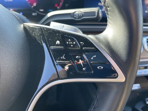 Certified 2024 Mercedes-Benz GLE 350 4MATIC w/ Winter Package image 20