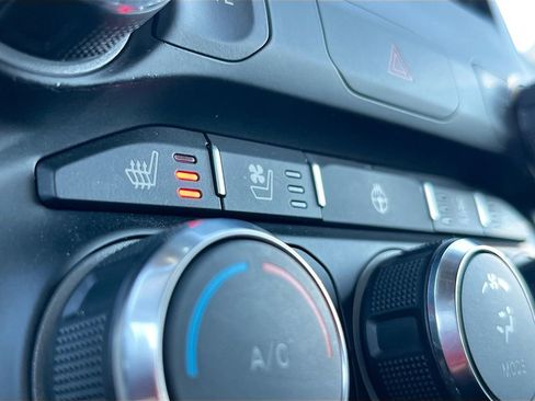 Used 2020 RAM 1500 Laramie image 19