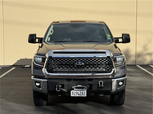 Used 2018 Toyota Tundra SR5 w/ TRD Off Road Package image 3