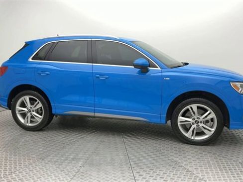 Certified 2023 Audi Q3 2.0T Premium Plus w/ Premium Plus Package image 9