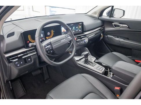 New 2026 Kia Sportage EX image 17