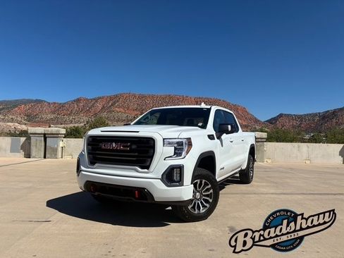 Used 2021 GMC Sierra 1500 AT4 image 1