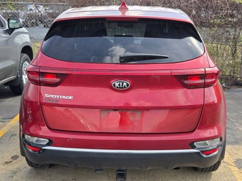 Used 2022 Kia Sportage LX FWD image 6