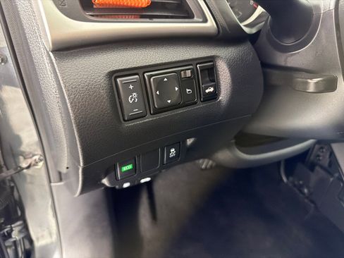 Used 2019 Nissan Sentra SV w/ Electronics Package image 14