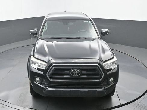 Used 2021 Toyota Tacoma SR5 w/ Technology Package AWD/4WD image 14