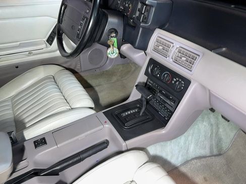 Used 1991 Ford Mustang LX RWD image 58
