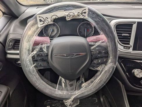 New 2026 Chrysler Pacifica Limited w/ S Appearance Package image 16