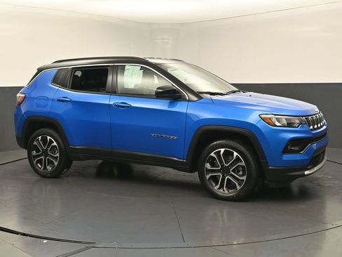 Used 2024 Jeep Compass Limited AWD/4WD image 15