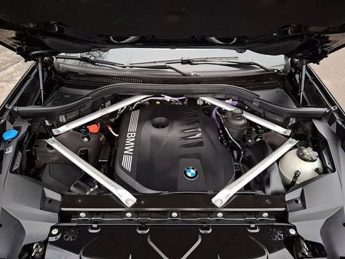 Used 2025 BMW X7 xDrive40i image 31