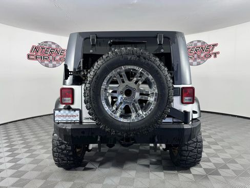 Used 2007 Jeep Wrangler Unlimited X image 6