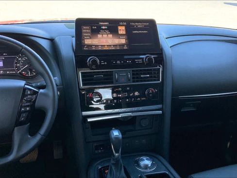 Used 2024 Nissan Armada SL w/ Midnight Edition Package image 7