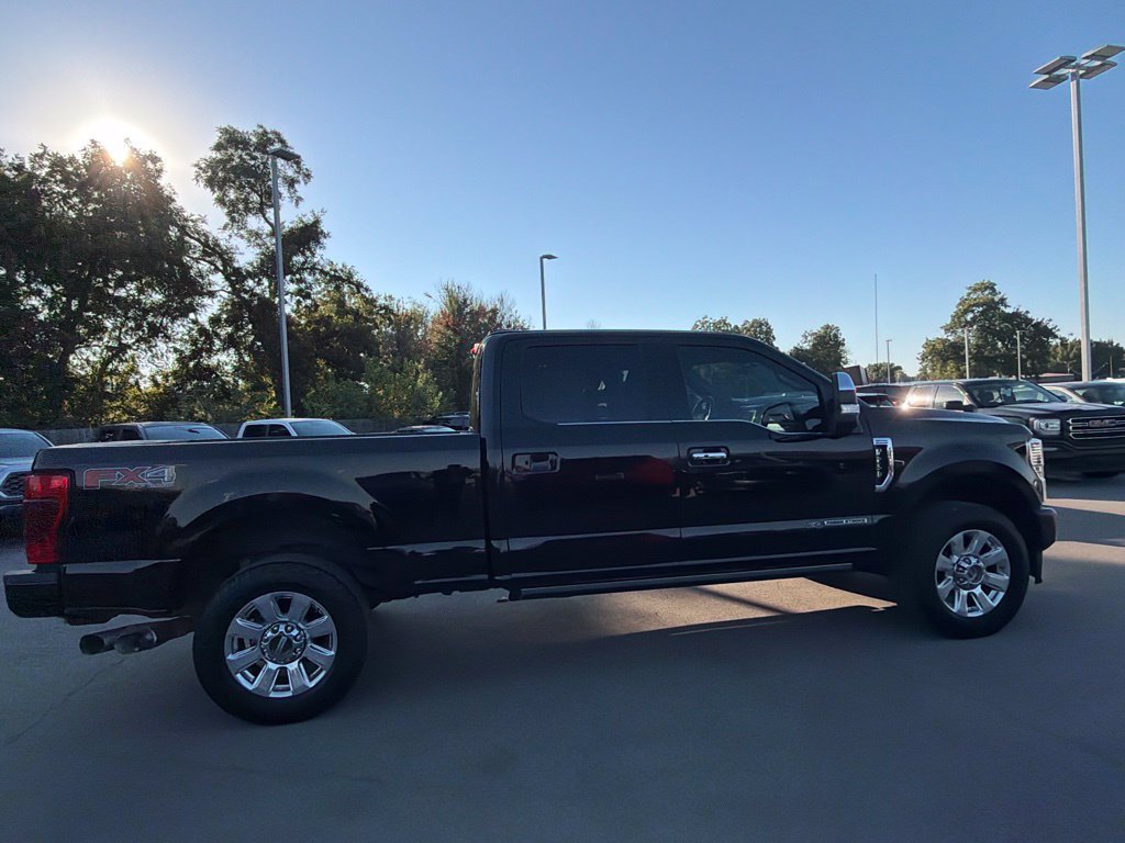 Used 2020 Ford F250 Platinum w/ FX4 Off-Road Package AWD/4WD image 3