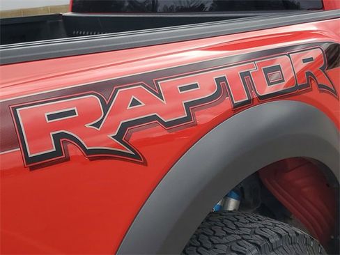 Used 2018 Ford F150 Raptor w/ Equipment Group 802A Luxury image 10