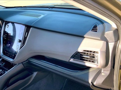 Used 2021 Subaru Outback Onyx Edition XT image 17