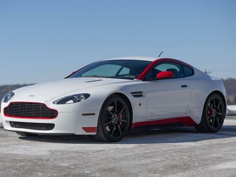 Used 2006 Aston Martin V8 Vantage Coupe image 9