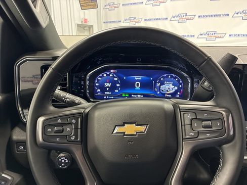 Used 2025 Chevrolet Silverado 2500 High Country w/ High Country Premium Package AWD/4WD image 28