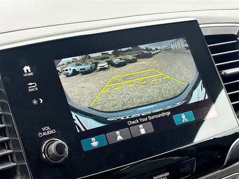 Used 2023 Honda Passport TrailSport image 14