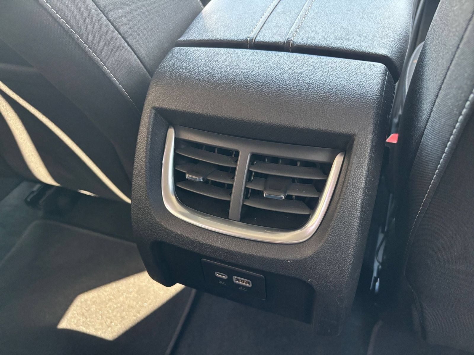 Used 2026 Chevrolet Blazer LT FWD image 22