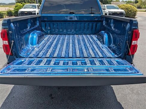 Used 2018 GMC Sierra 1500 SLE image 32