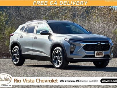 New 2026 Chevrolet Trax LT w/ LPO, Blackout Package