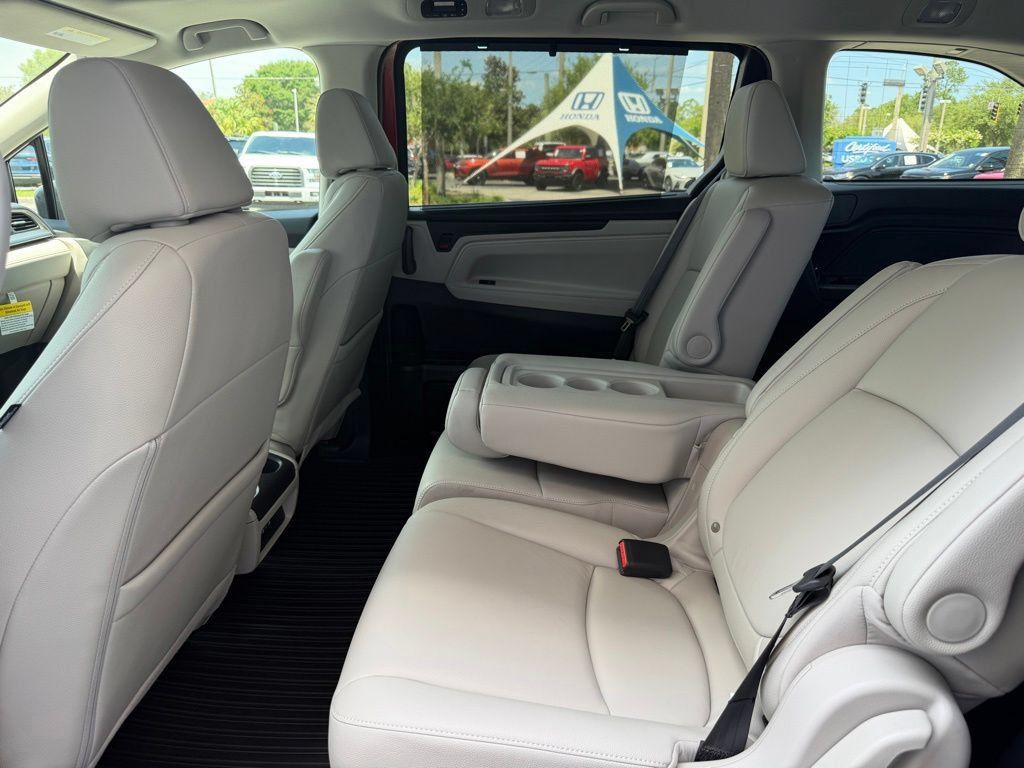 New 2026 Honda Odyssey EX-L image 7