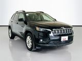Used 2022 Jeep Cherokee Latitude Lux image 3