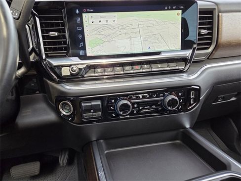 Used 2025 Chevrolet Silverado 2500 High Country w/ High Country Premium Package image 31