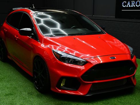 Used 2018 Ford Focus RS AWD/4WD image 16