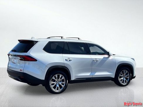 Certified 2024 Toyota Grand Highlander AWD Hybrid image 5