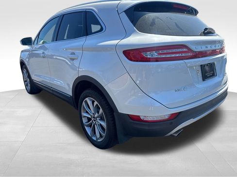 Used 2018 Lincoln MKC Select w/ Select Plus Package AWD/4WD image 3