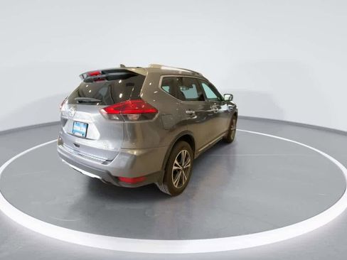 Used 2017 Nissan Rogue SL AWD/4WD image 8