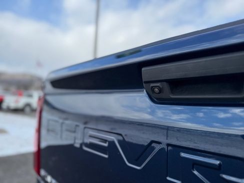 Used 2022 Chevrolet Silverado 3500 W/T w/ Snow Plow Prep/Camper Package image 27