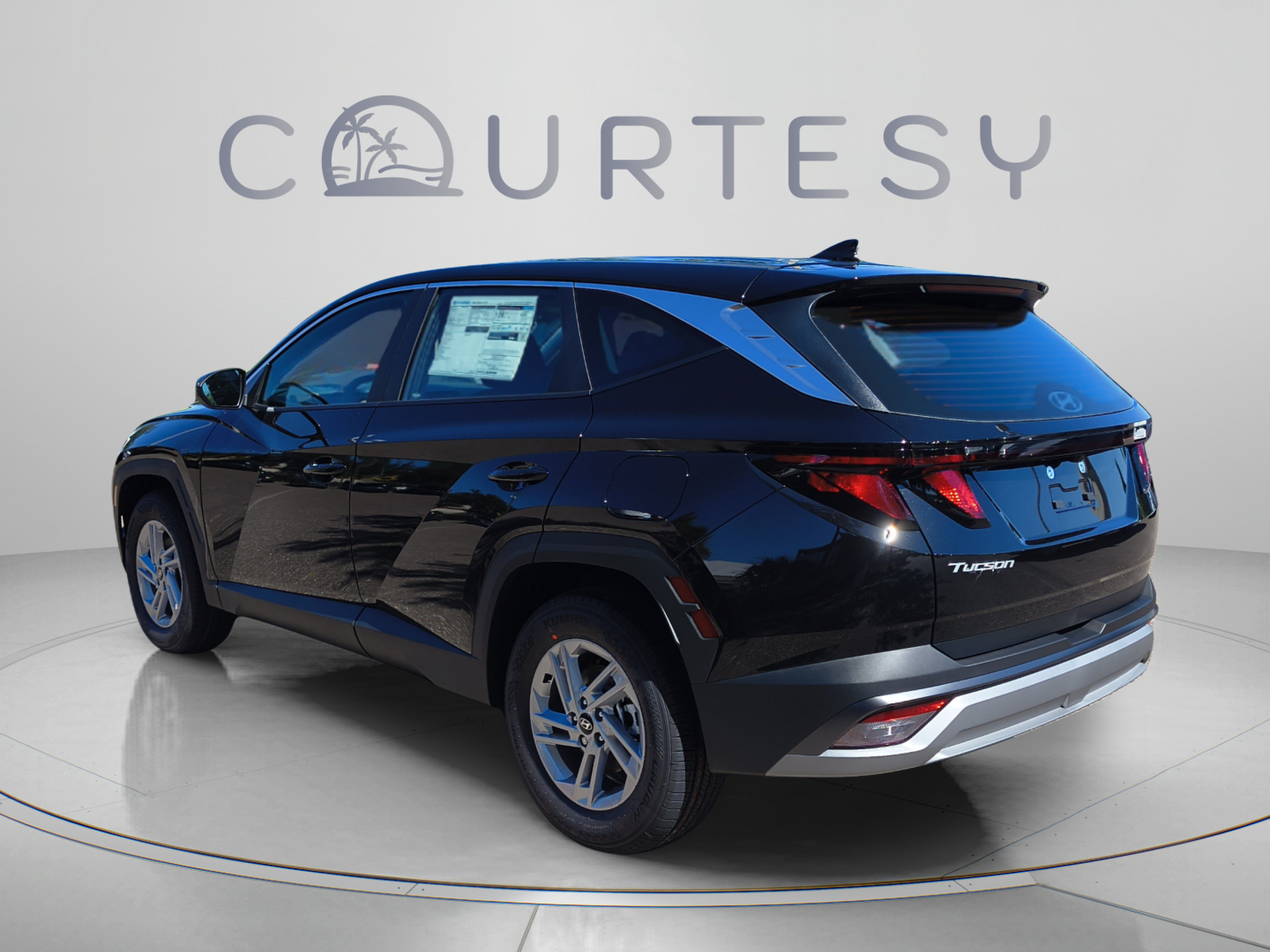 New 2026 Hyundai Tucson SE FWD image 3