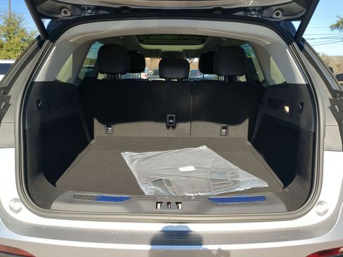 New 2026 Lincoln Nautilus Premier w/ Equipment Group 102A image 23