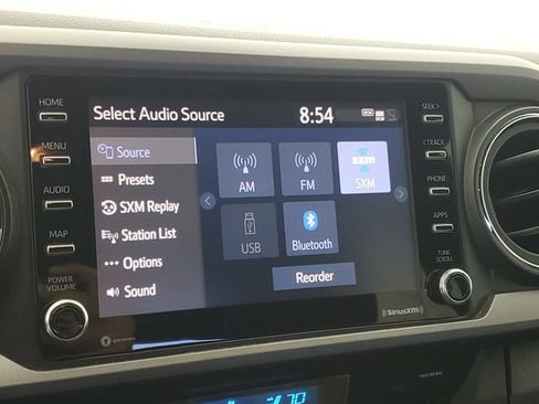 Used 2022 Toyota Tacoma TRD Sport w/ Technology Package image 26